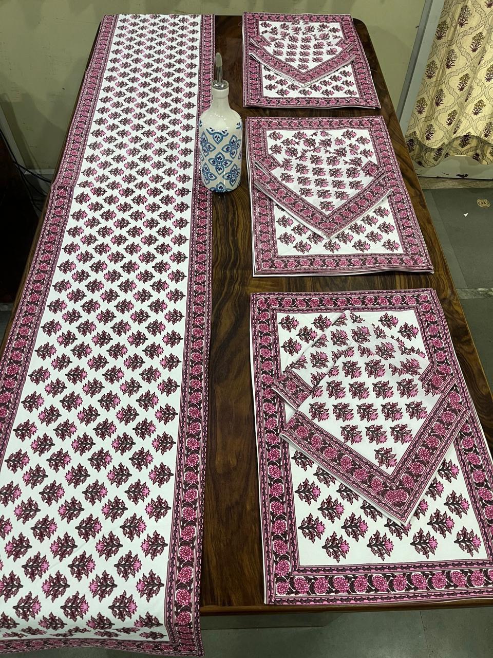Table Runner And Mats