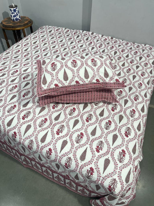 Handblock Printed Super King Size Cotton Bedsheet 108×108 with 2 Pillow Covers | South Cotton Murgan Fabric | Soft & Colorfast
