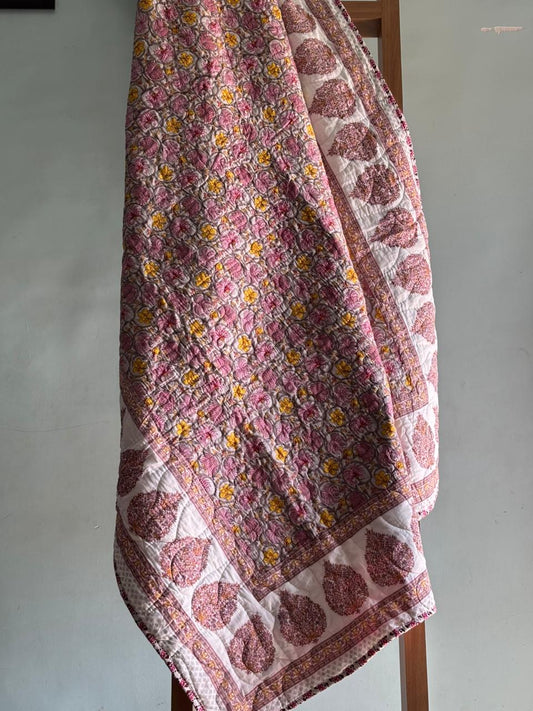 Premium Reversible Single Bed Cotton Comforter (60x90) – Lightweight 3-Layer Machine Stitched Quilt