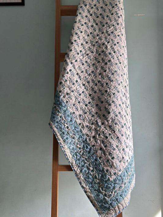 Premium Reversible Single Bed Cotton Comforter (60x90) – Lightweight 3-Layer Machine Stitched Quilt