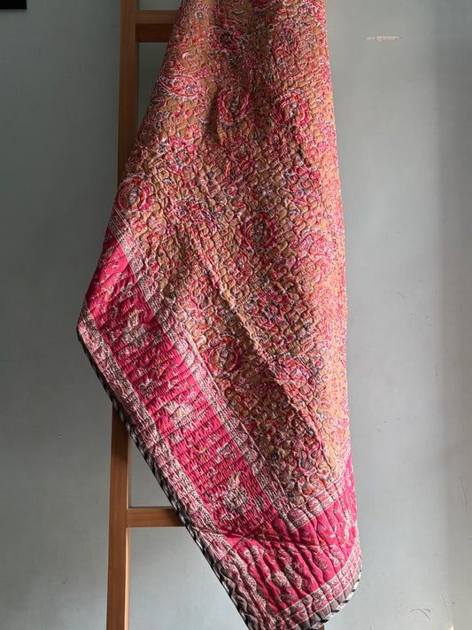 Premium Reversible Single Bed Cotton Comforter (60x90) – Lightweight 3-Layer Machine Stitched Quilt